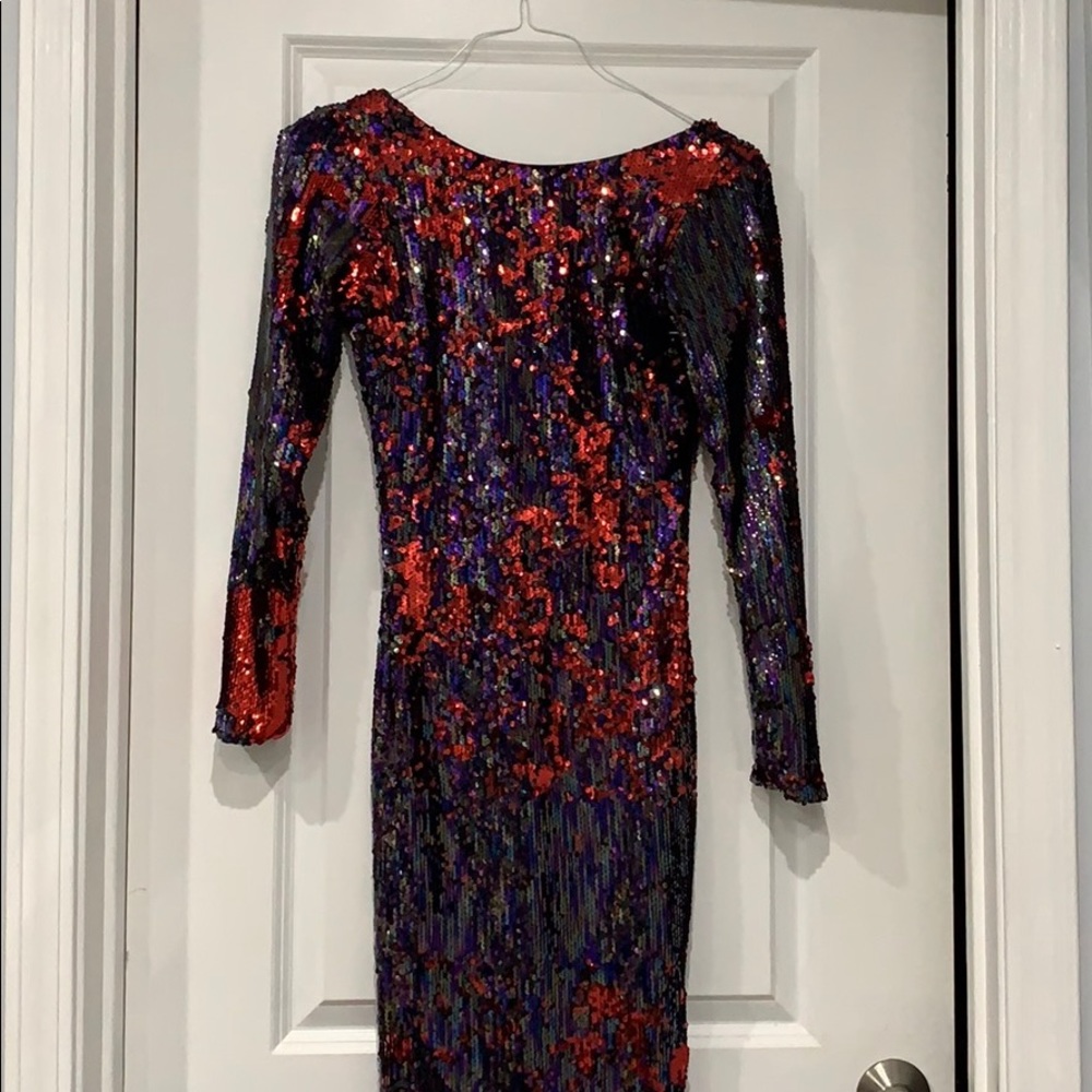 Deep v back dress the population sequin dress